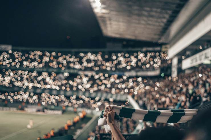 I tifosi svedesi preferiscono che a prendere ogni decisione durante una partita sia soltanto l’arbitro in campo: è una convinzione radicata nel Paese