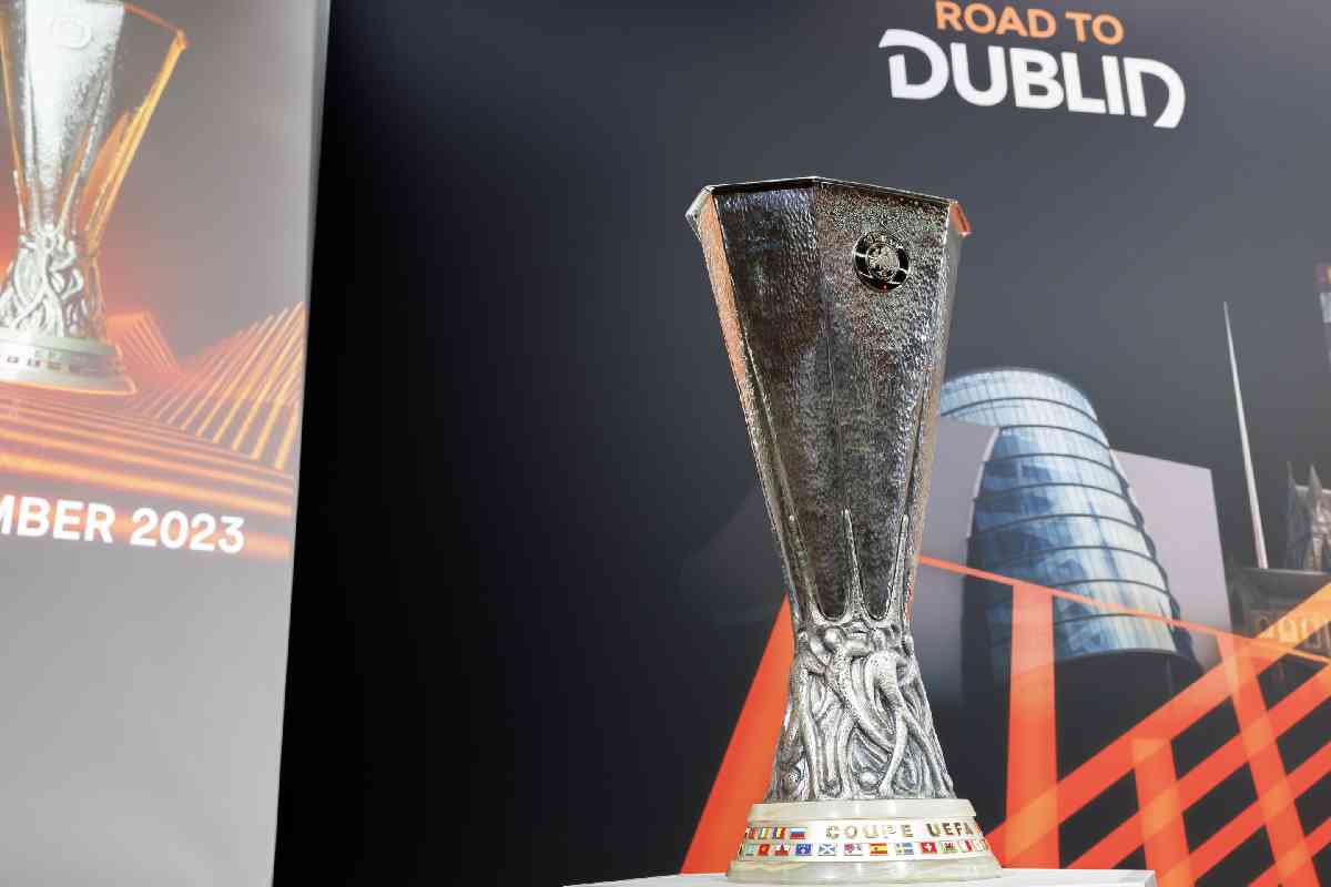 Europa League, trofeo