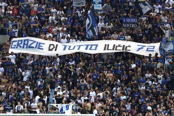 Striscione tifosi Atalanta