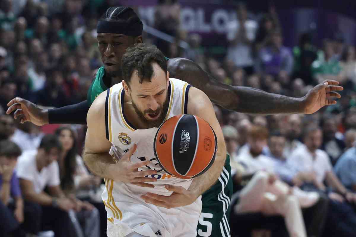 Sergio Rodriguez via dal Real Madrid