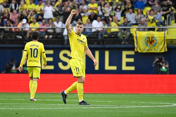 Sorloth, Villarreal