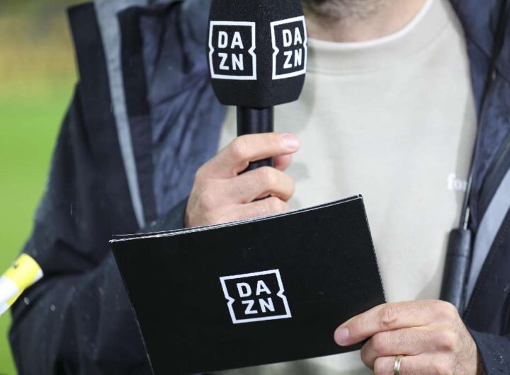 Microfono DAZN