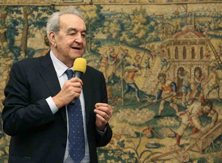 Morte Bruno Pizzul, parla il figlio Fabio: "Diventò nonno durante Italia-Nigeria a Usa '94". Nella foto, il compianto telecronista sportivo, Bruno Pizzul