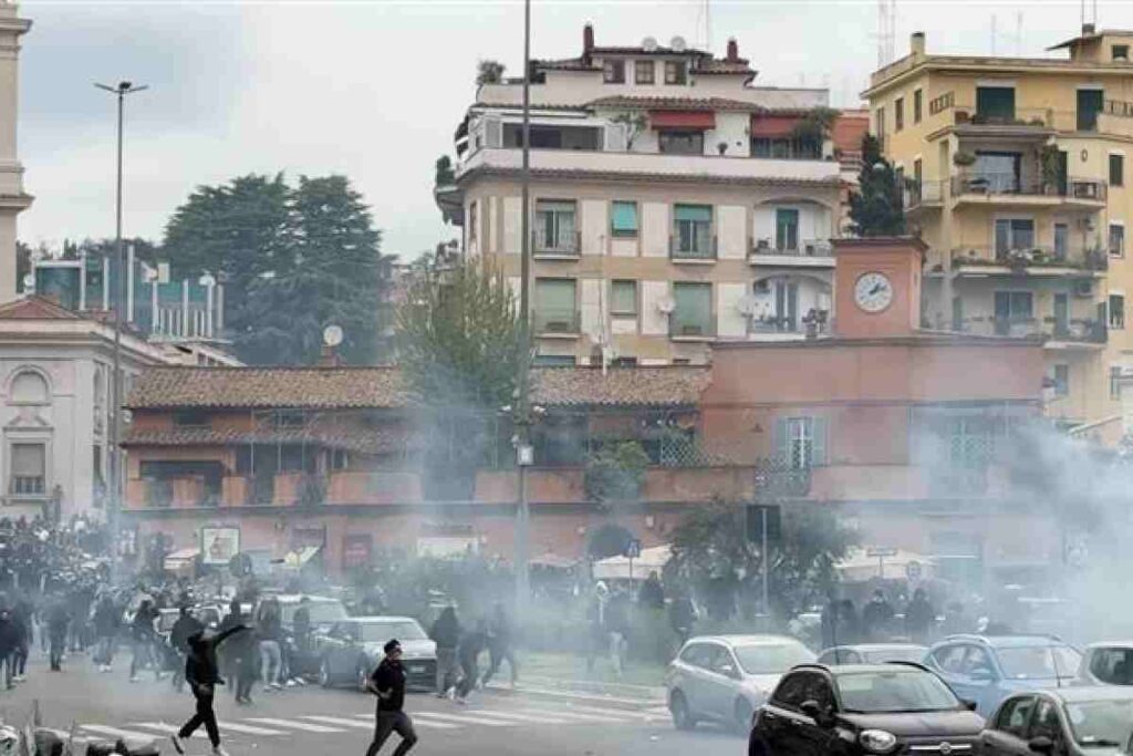Derby Roma scontri