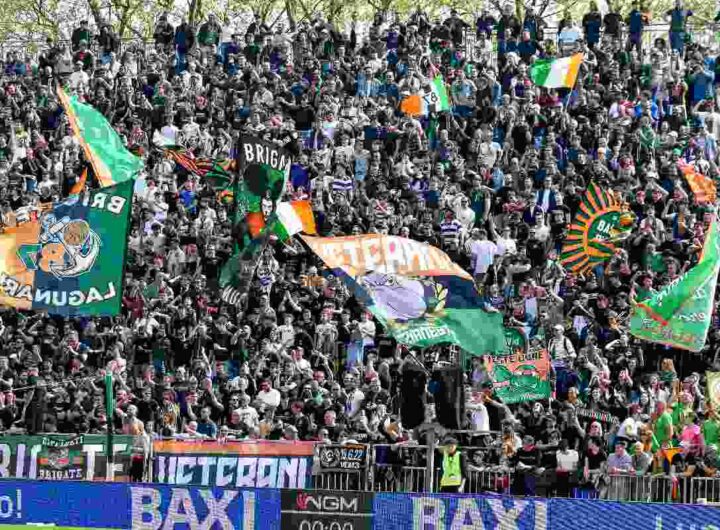 La tifoseria del Venezia allo stadio