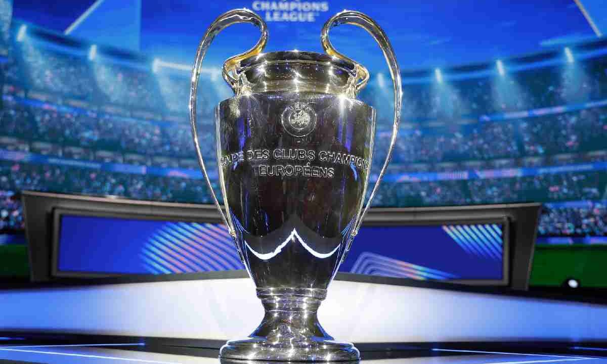 Champions League, il trofeo