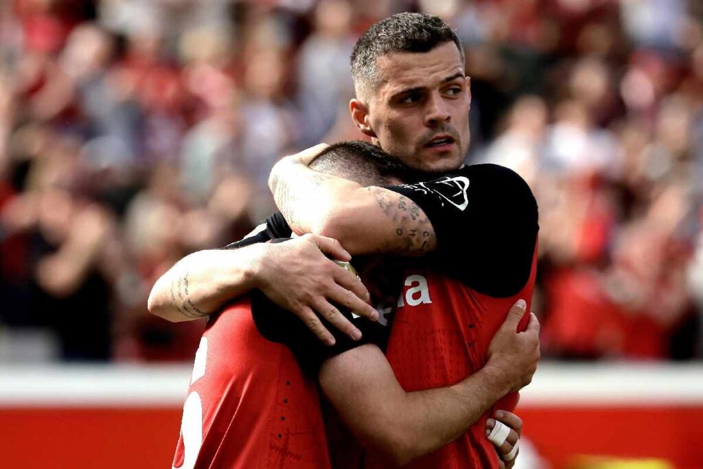 Granit Xhaka, il centrocampista svizzero del Bayer Leverkusen vicino al Milan