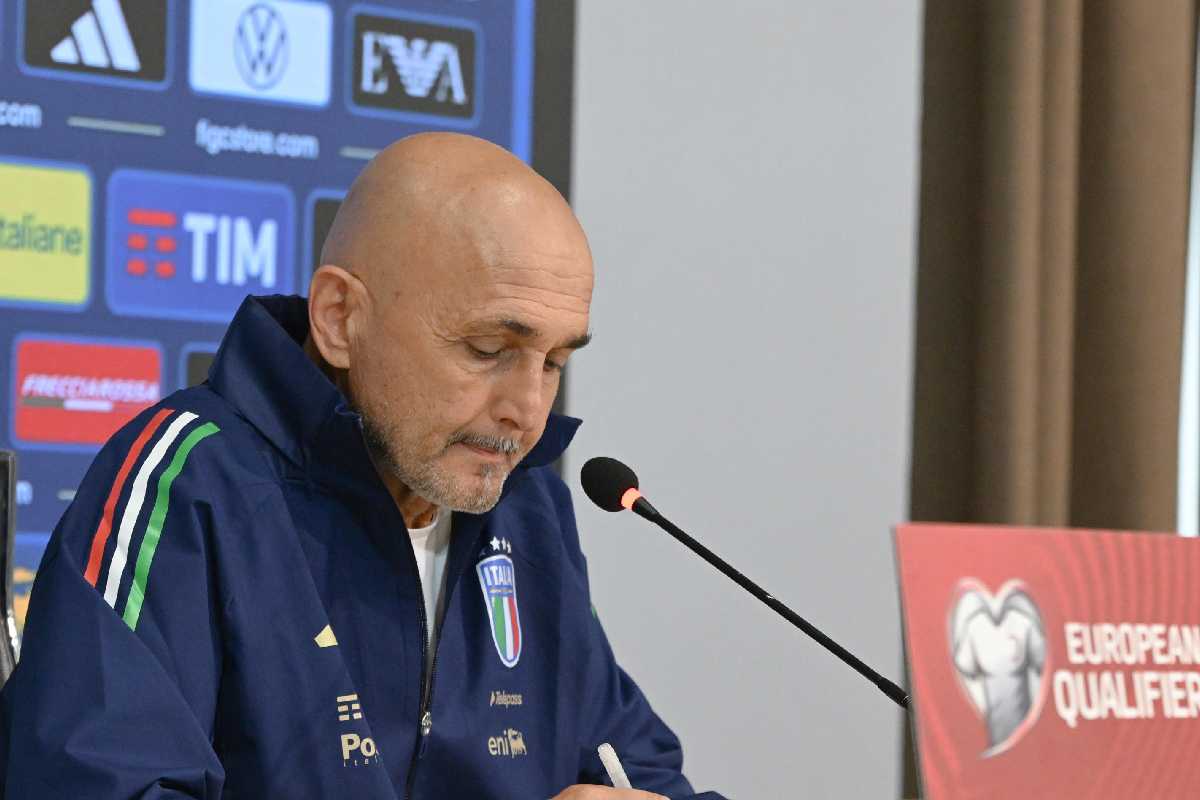 Luciano Spalletti in conferenza stampa a Coverciano