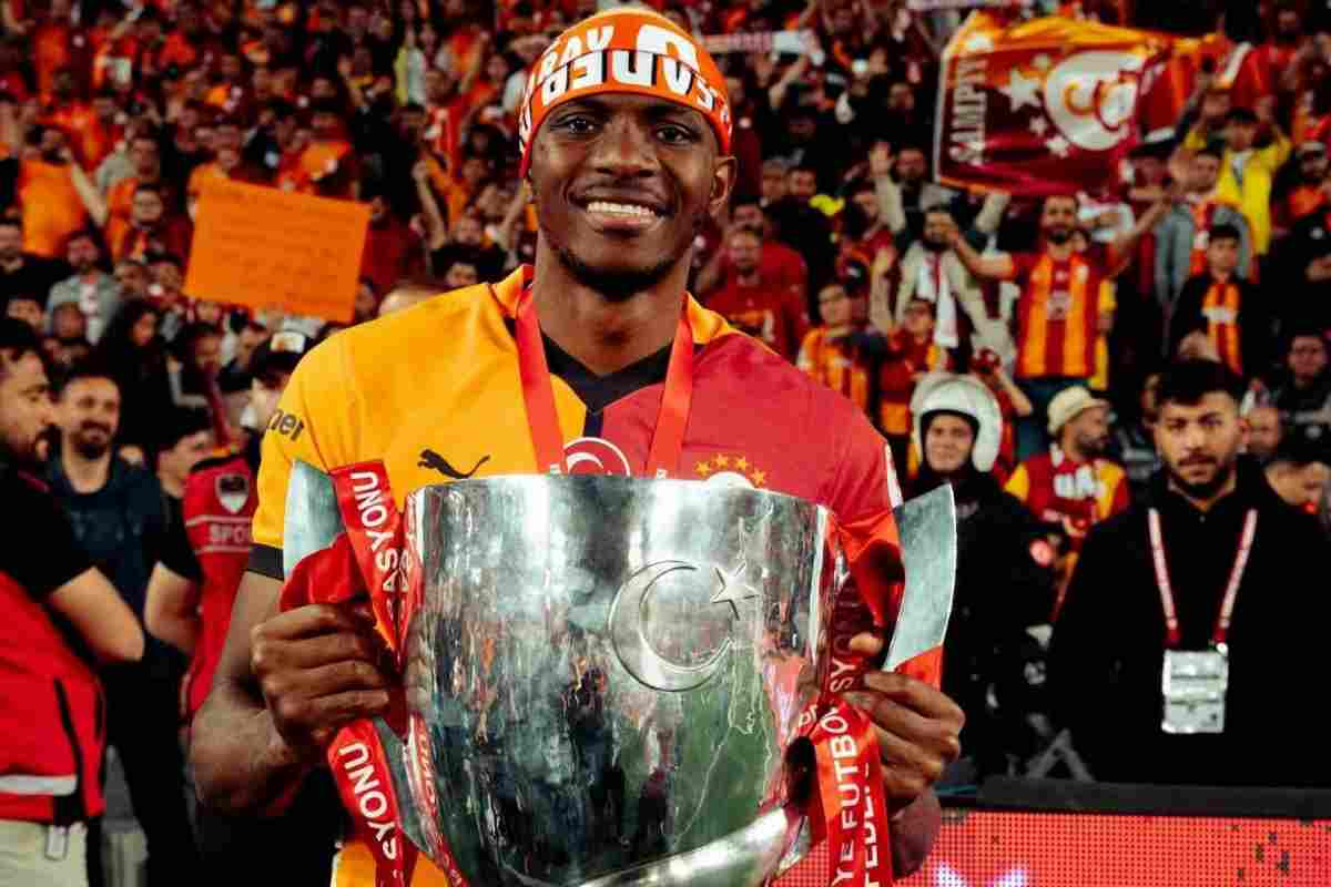 Osimhen vicino al ritorno al Galatasaray