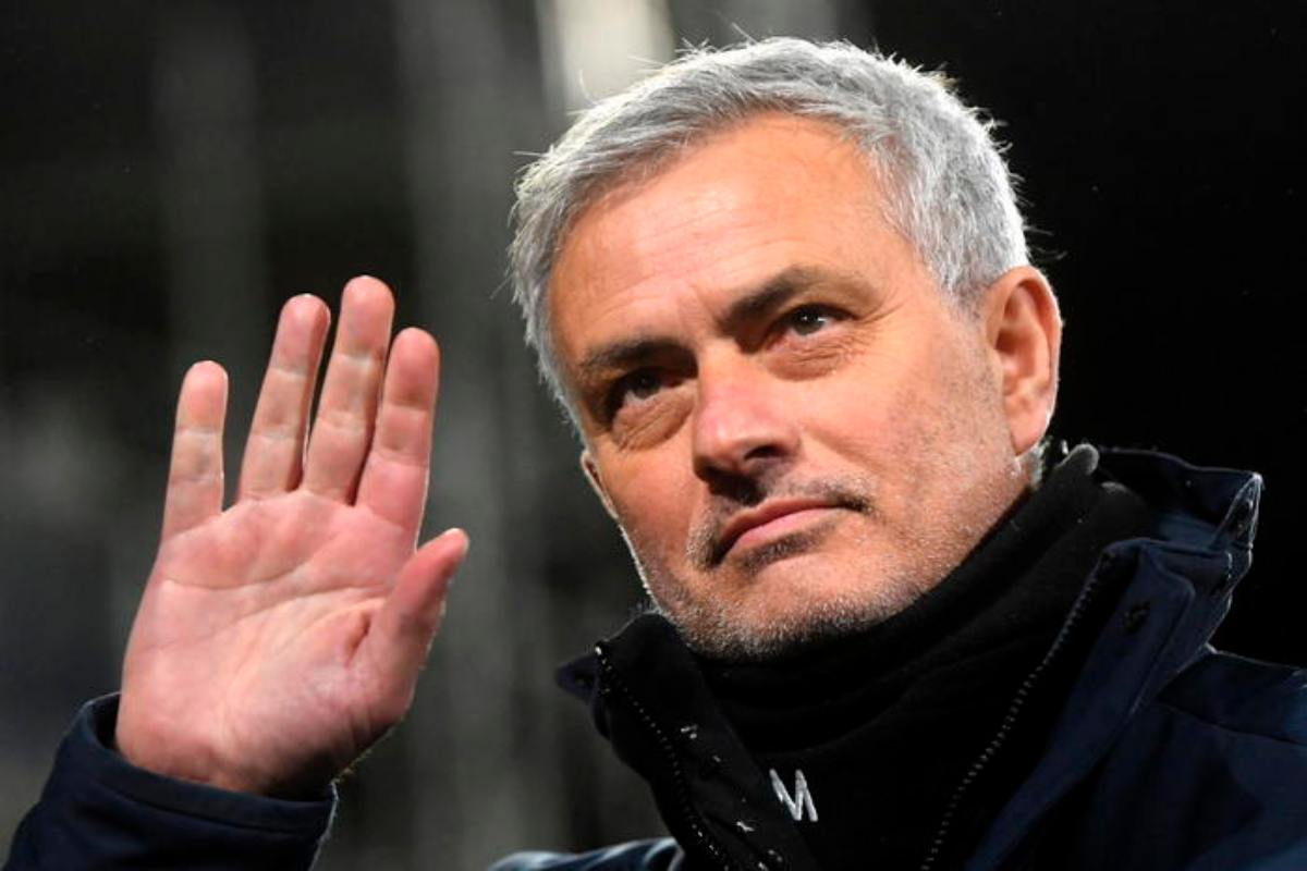 Mourinho esonerato.