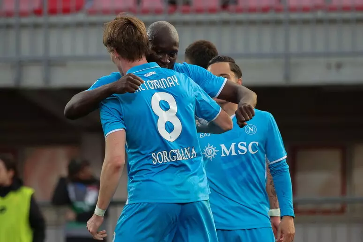 Napoli, tra Fiorentina e Manchester City