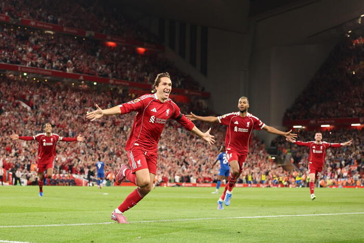 Federico Chiesa resta al Liverpool