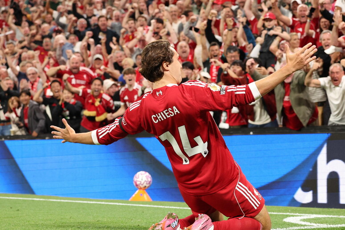 Federico Chiesa resta al Liverpool