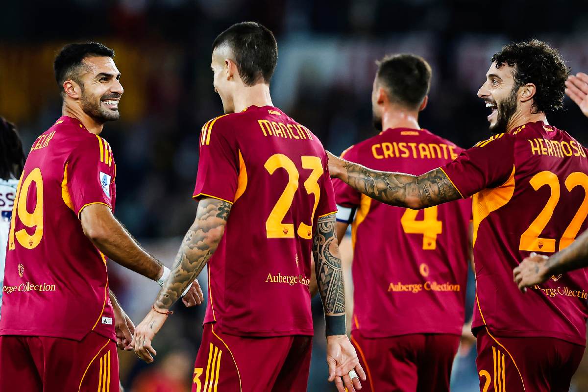 Zeki Celik, in gol con la Roma